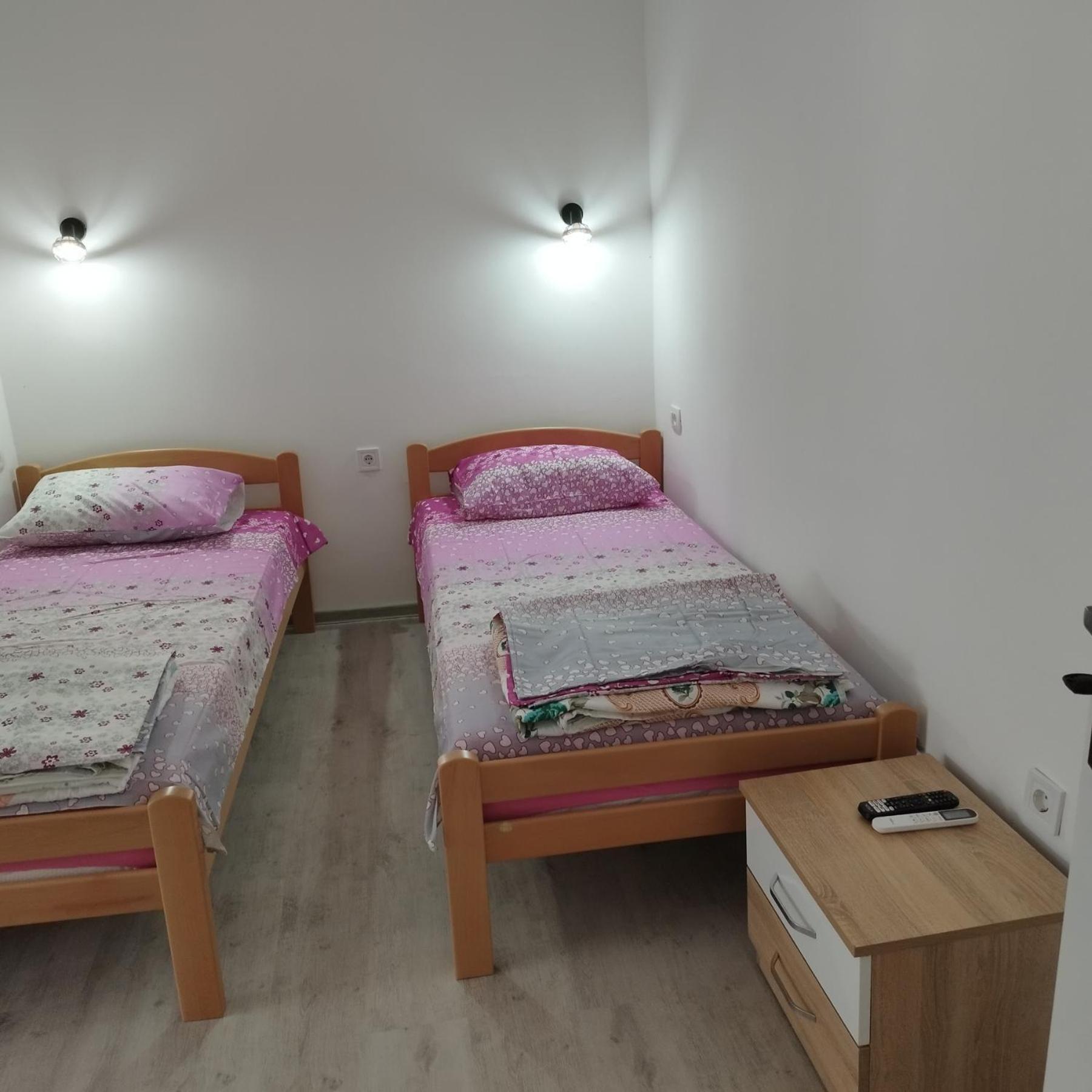 Apartmani 15 Cetinje Esterno foto