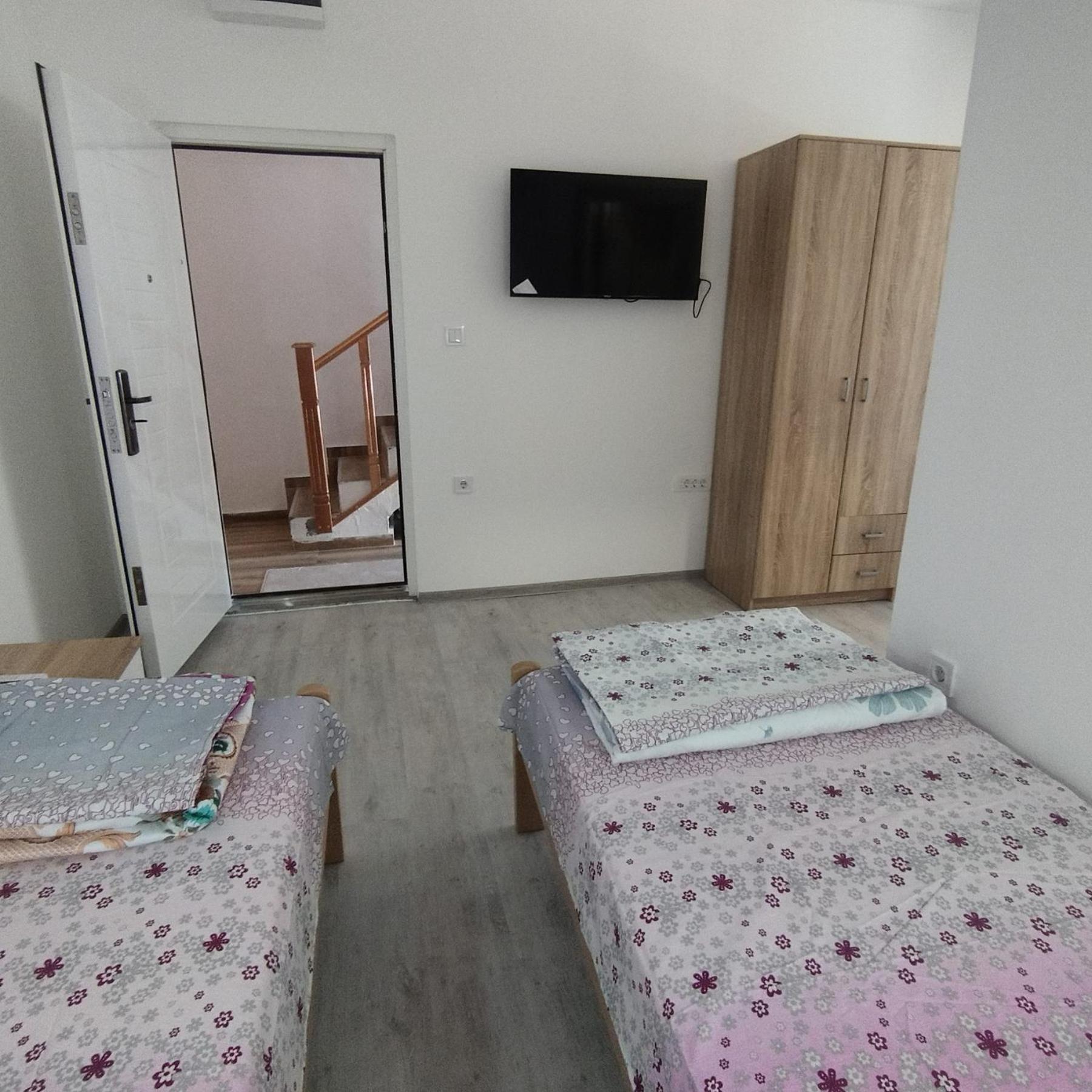 Apartmani 15 Cetinje Esterno foto