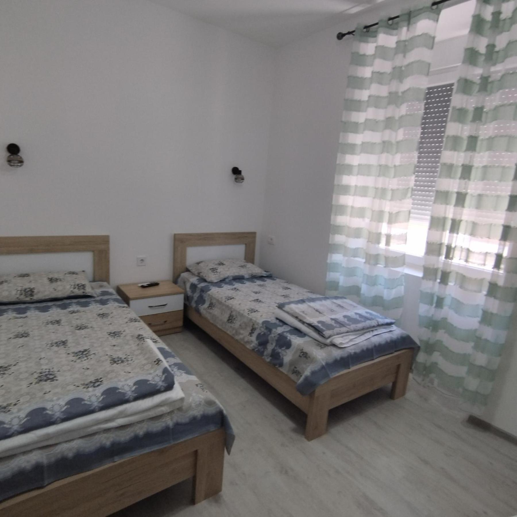 Apartmani 15 Cetinje Esterno foto